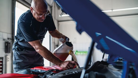 Eksploruj świat bezpłatnych usług serwisowych BMW.